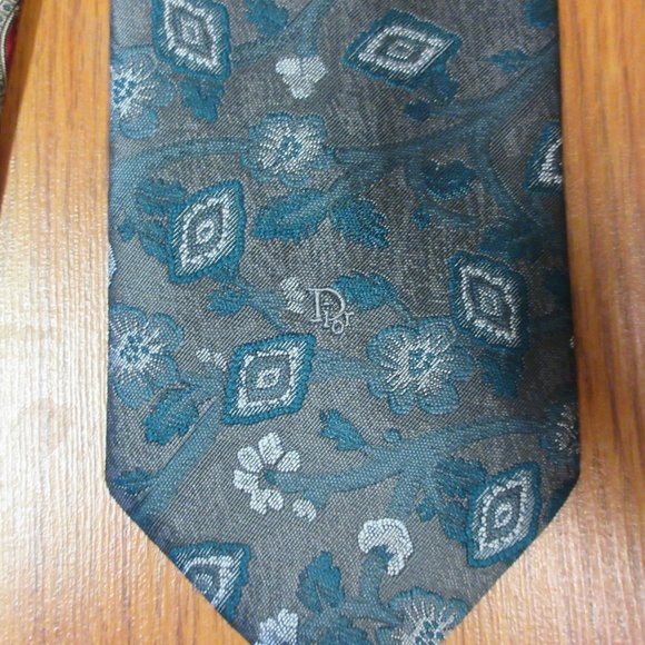 CHRISTIAN DIOR NECK TIES- BUNDLE OF 5 - Picture 3 of 4